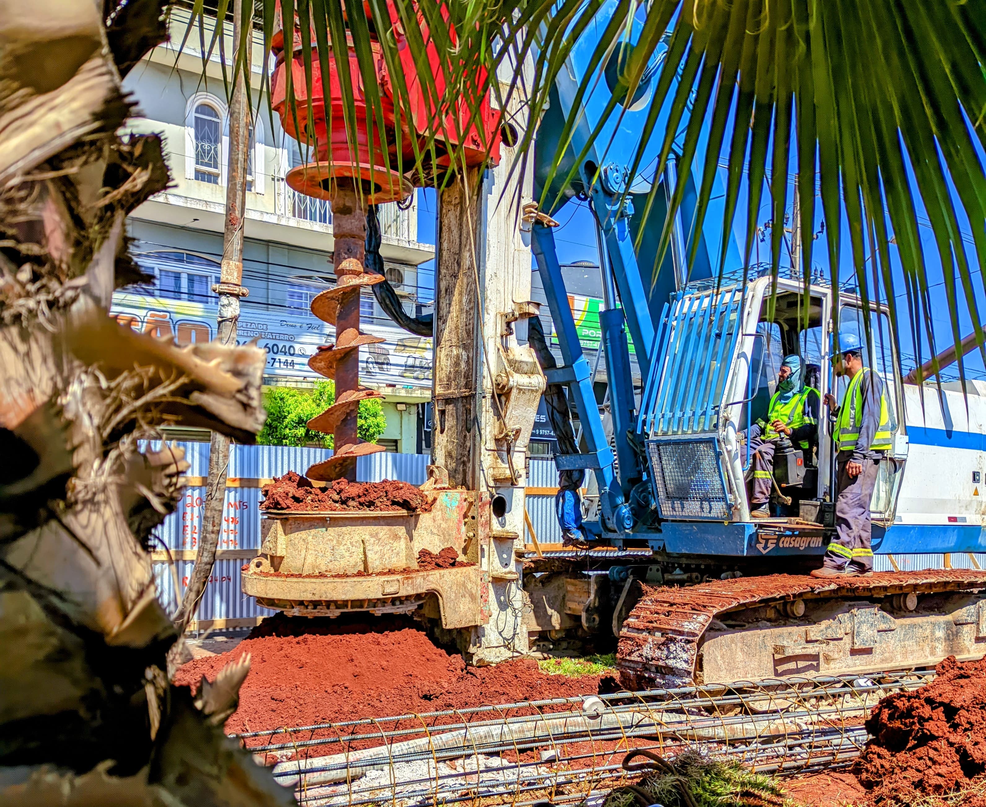 Obras de construção de viadutos em Sarandi avançam com posicionamento de estacas de fundação